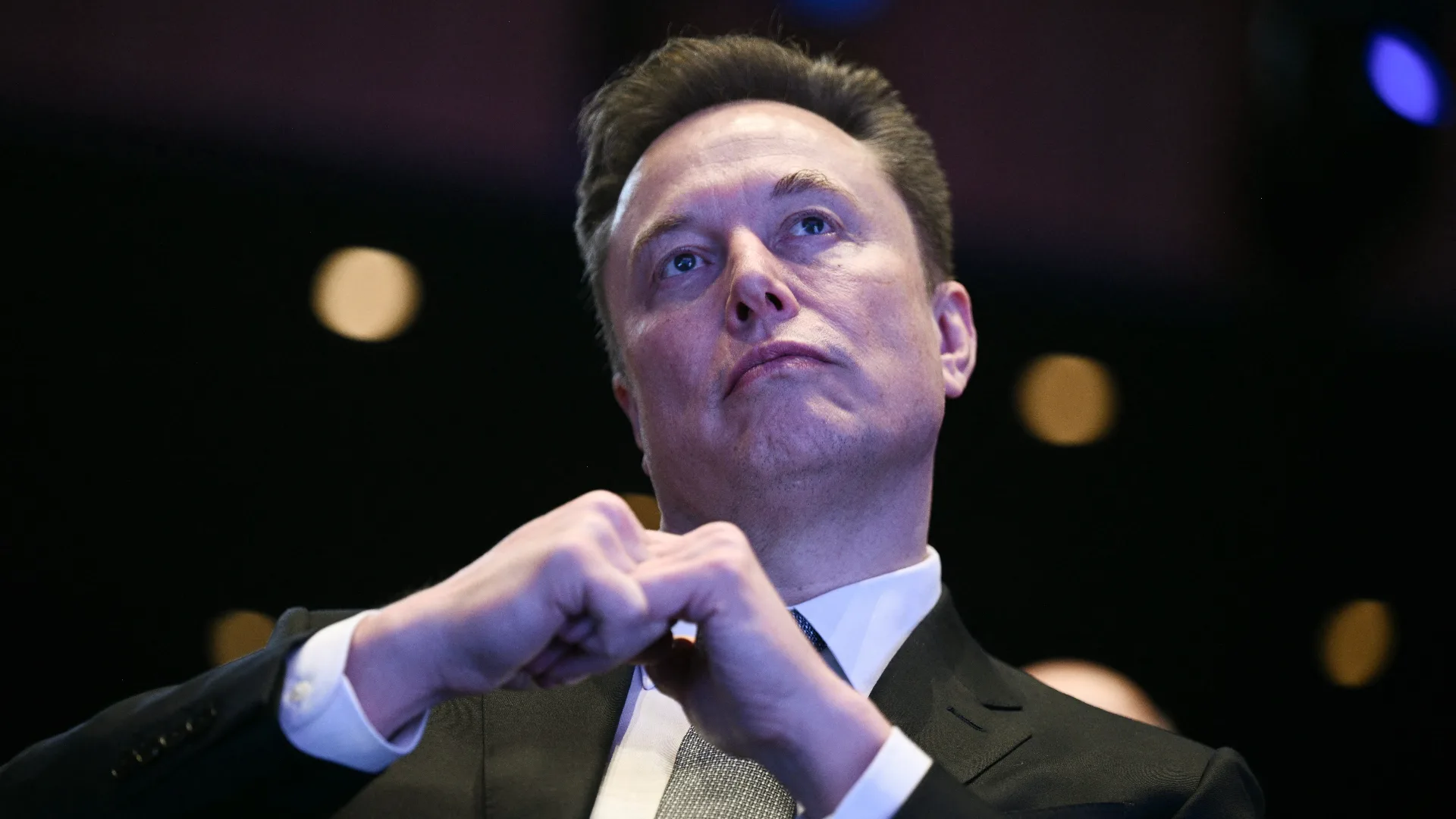 Маск допустил возможность объединения Tesla и SpaceX